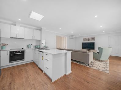 18 Beaumont Way, Greenwood WA 6024