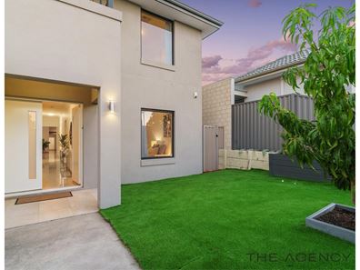 2B Stratford Place, Bentley WA 6102