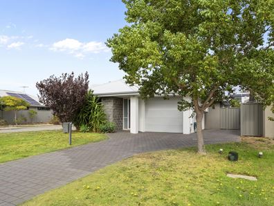 9A Florizel St, Coolbellup WA 6163