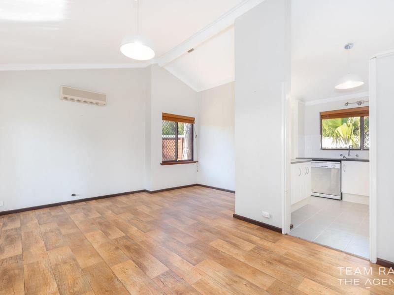 15 Cosmelia Way, Parkwood WA 6147
