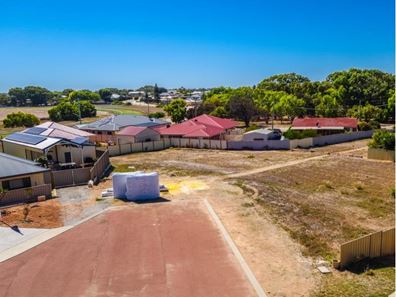 30 Premier Circle, Dongara WA 6525
