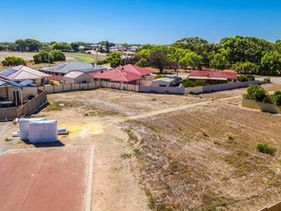 30 Premier Circle, Dongara WA 6525