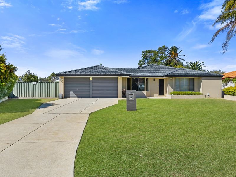 9 Golf Place, Cooloongup WA 6168