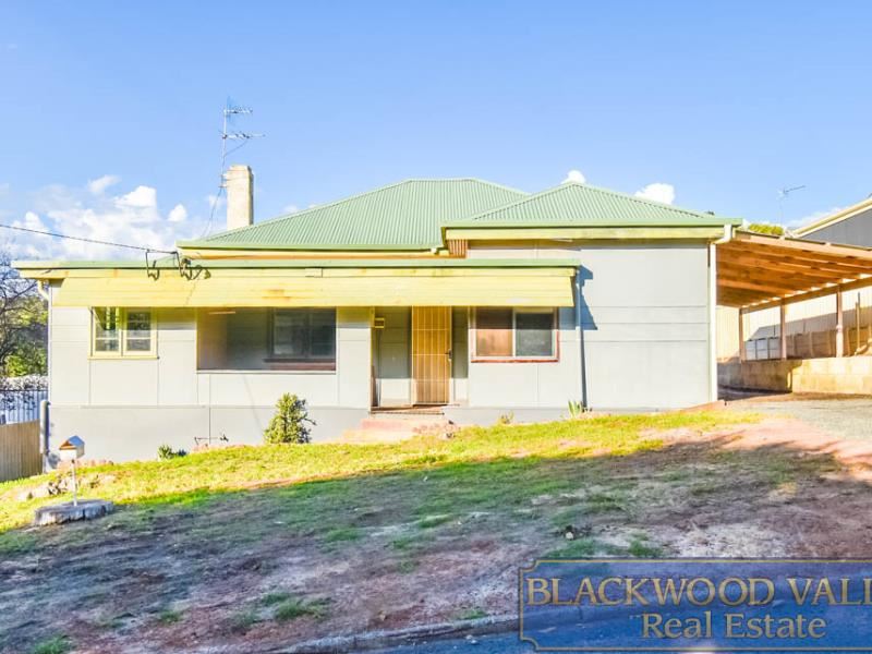 12 Barlee Street, Bridgetown WA 6255