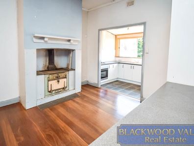 12 Barlee Street, Bridgetown WA 6255