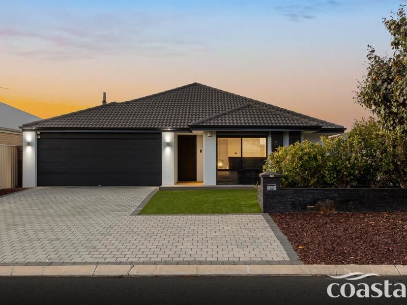 32 Coffs Bend, Secret Harbour WA 6173