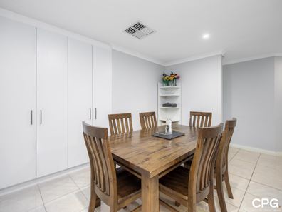 2 Emerald Court, Maida Vale WA 6057