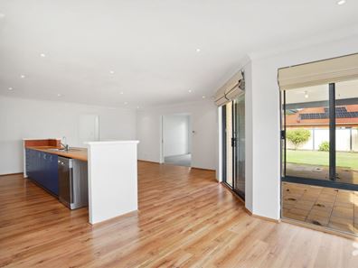 27 Beaumont Parkway, Success WA 6164