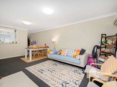 8/1 Stallard Place, Withers WA 6230