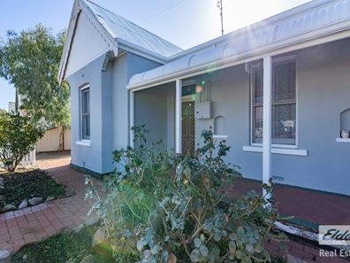 27 Charles Street, Northam WA 6401
