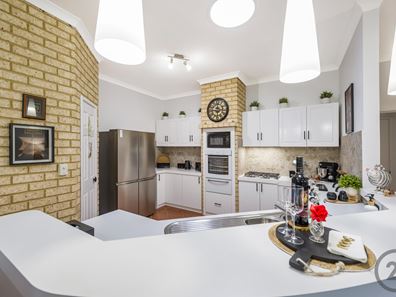 5 Nymans Court, Erskine WA 6210