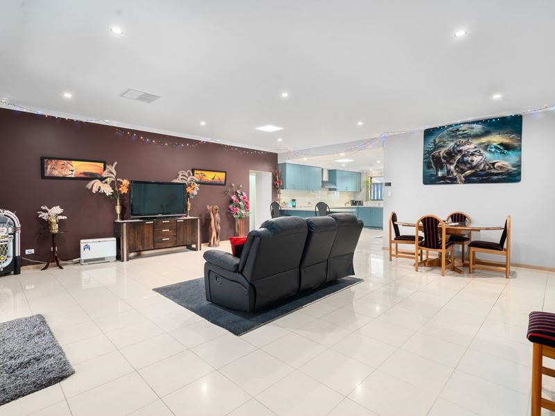 15 Corymbia Green, Baldivis