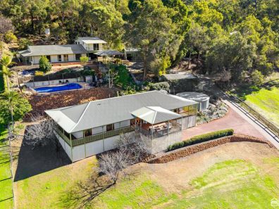 108 Urch Road, Roleystone WA 6111
