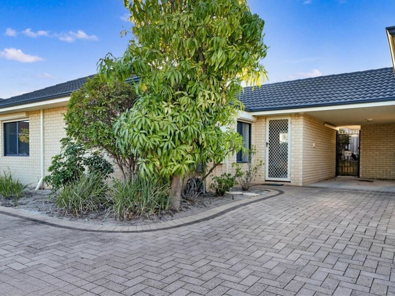 3/69 Upton St, St James WA 6102