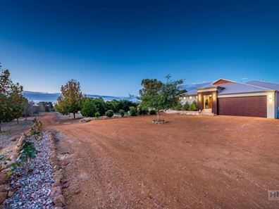 92 Turtledove Drive, Lower Chittering WA 6084