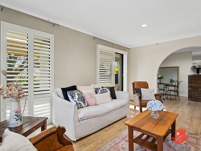15 Harrison Road, Mount Richon WA 6112