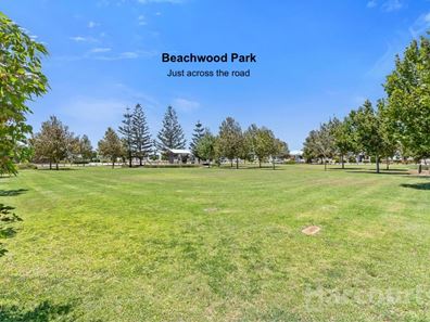 16 Beachwood Crescent, Butler WA 6036
