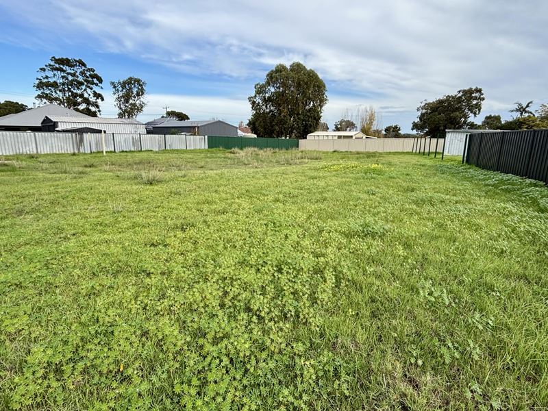 6 Anderson Street, Yarloop WA 6218