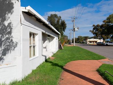 35 Padbury Road, Walkaway WA 6528