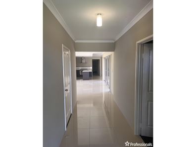 15b Amalfi Way, Canning Vale WA 6155