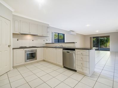 297 Fulham Street, Cloverdale WA 6105