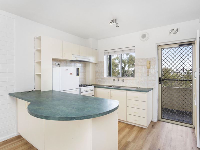 88/34 Davies  Road, Claremont WA 6010