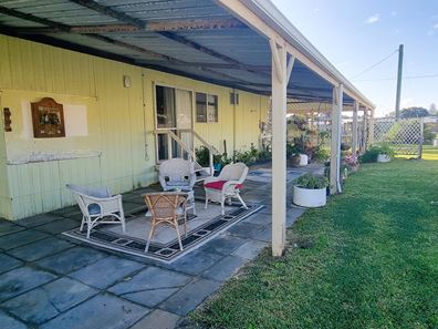 18 Whitfield Street, Lancelin WA 6044