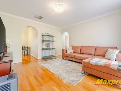 8/21 Colahan Way, Ferndale WA 6148