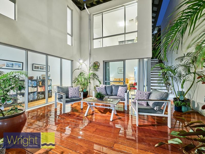 13B Nautilus Crescent, Scarborough WA 6019