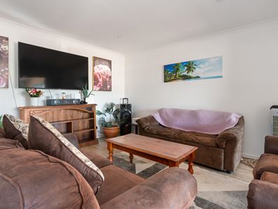 24 Campbell Street, Lamington WA 6430