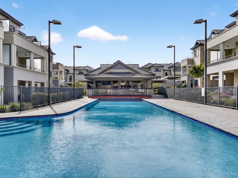 8/1 Sunlander Drive, Currambine WA 6028