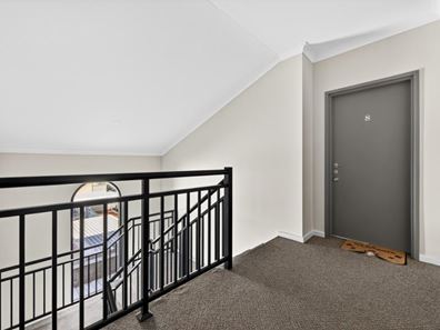 8/1 Sunlander Drive, Currambine WA 6028