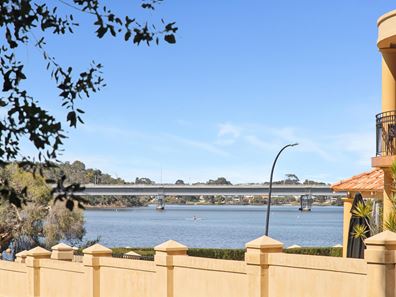 161 The Esplanade, Mount Pleasant WA 6153