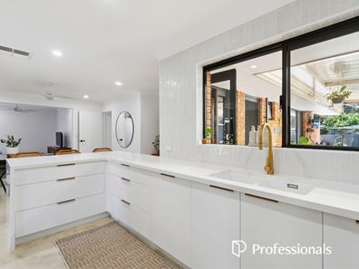 51 Moira Avenue, Forrestfield WA 6058