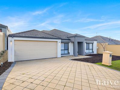 19 Sacramento Parade, Hocking WA 6065