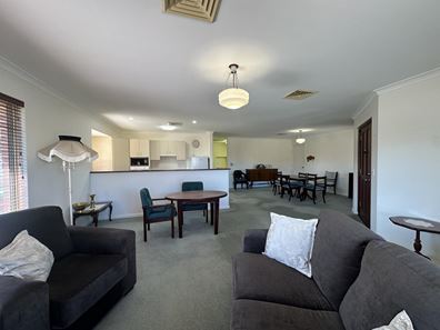 12 Traverse  Street, Wagin WA 6315