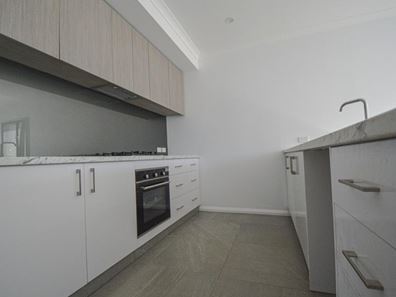 11 Minderoo Avenue, South Hedland WA 6722
