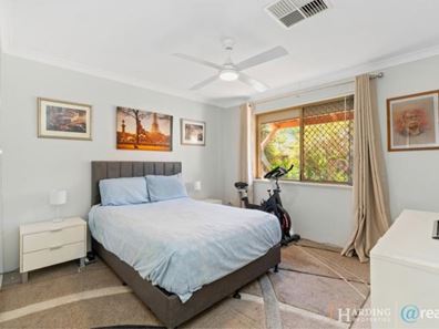 20/30 Victoria Parade, Midvale WA 6056