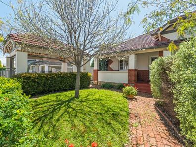 6 Tasman Street, Mount Hawthorn WA 6016