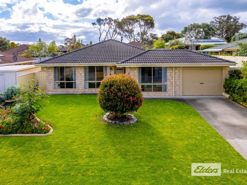 5 Vivian Crescent, Lockyer WA 6330