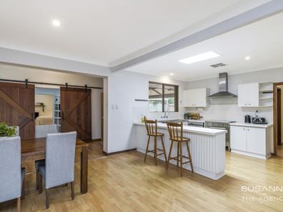 50 Davies Crescent, Gooseberry Hill WA 6076