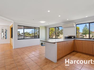17 Lorient Pass, Quinns Rocks WA 6030