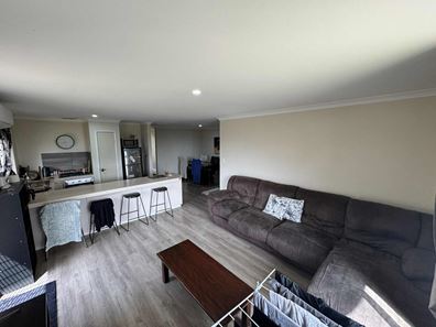 24 Lockwood Crescent, Withers WA 6230
