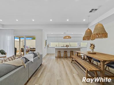 81 Noreena Avenue, Golden Bay WA 6174