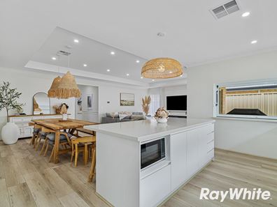 81 Noreena Avenue, Golden Bay WA 6174