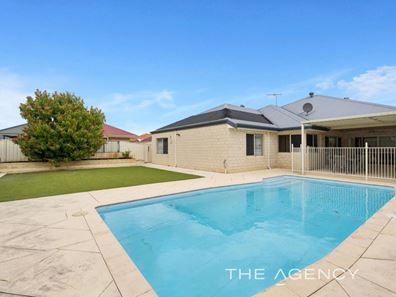 52 Regency Avenue, Madeley WA 6065