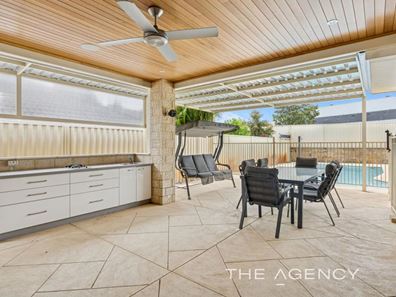 52 Regency Avenue, Madeley WA 6065