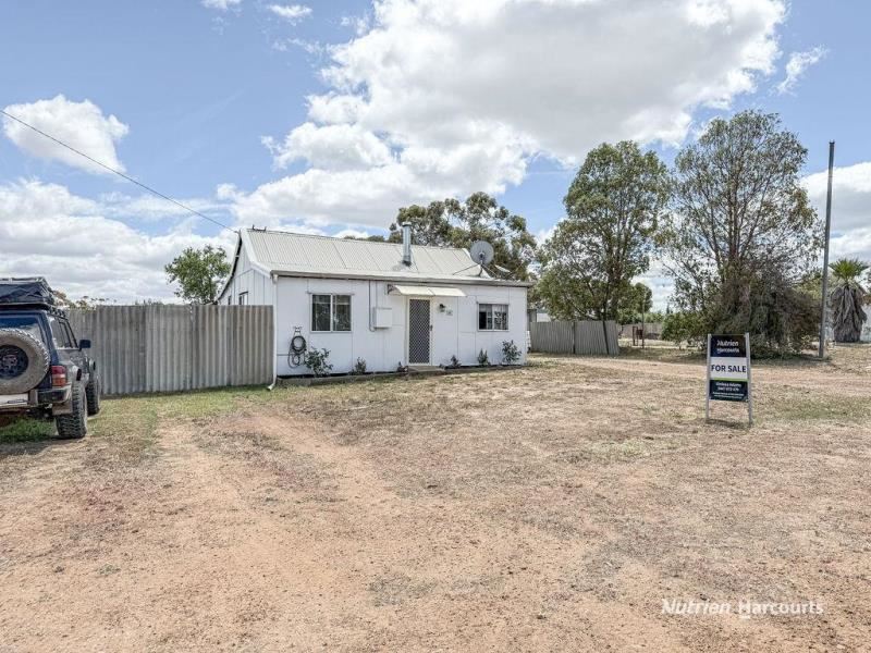 27 Kingsmill Street, Ravensthorpe
