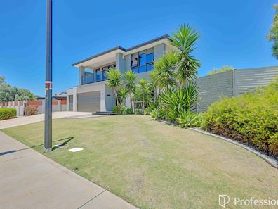 63 Monticello Parkway, Piara Waters WA 6112