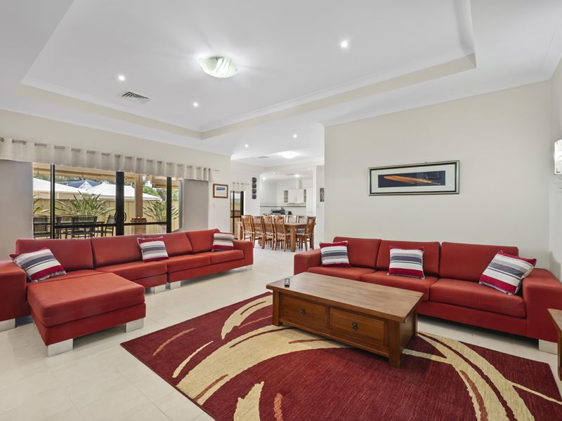 12 John Street, Abbey WA 6280